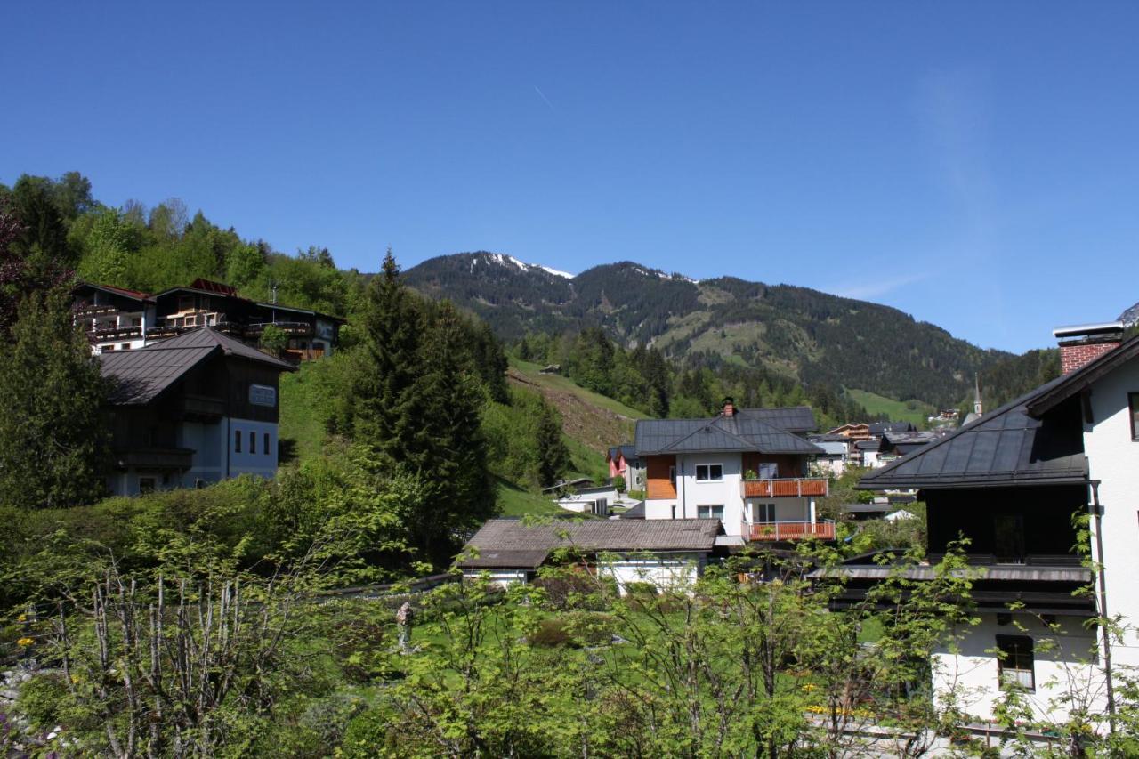 Haus Kobler Villa มึลบาค อัม โฮคเคอนิก ภายนอก รูปภาพ